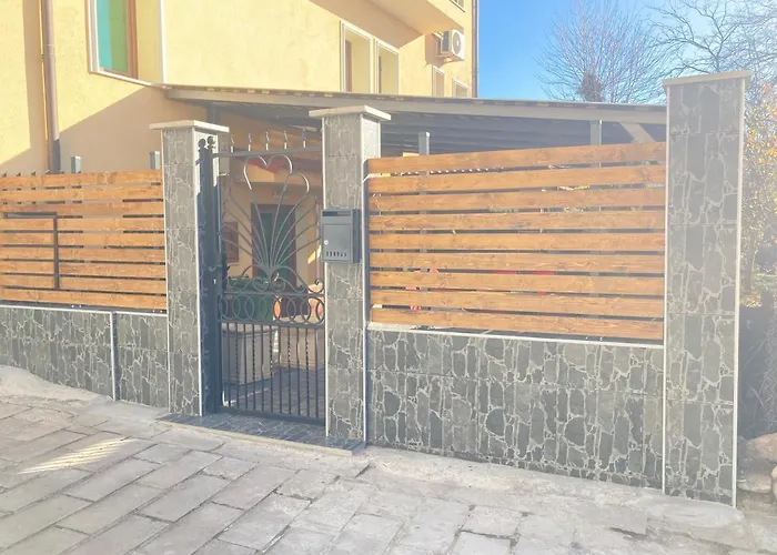 Къща за гости мегдана *